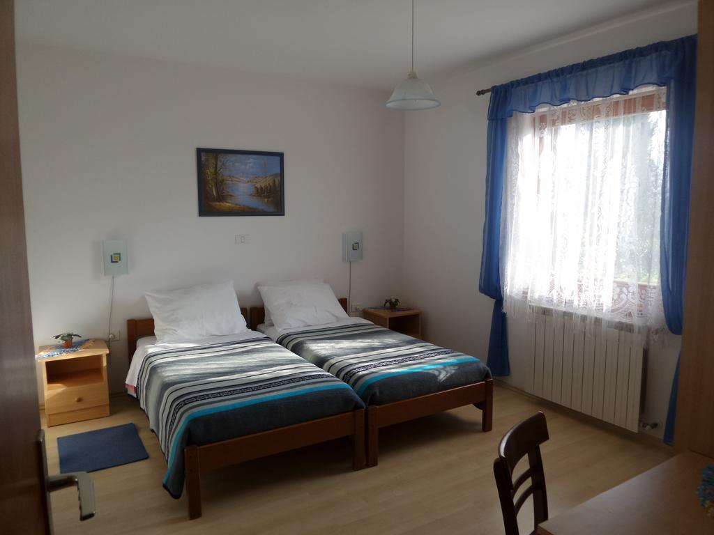 Apartmani Lina ウマグ エクステリア 写真