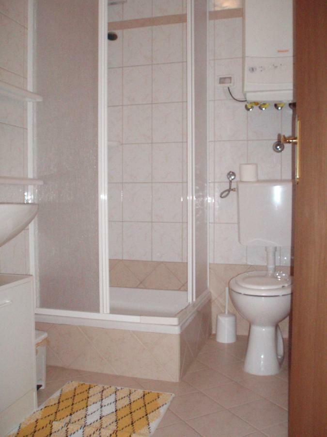 Apartmani Lina ウマグ エクステリア 写真